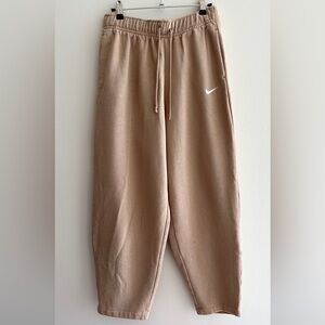 Nike Women’s Jogger Sweatpants, Sand, Size Small